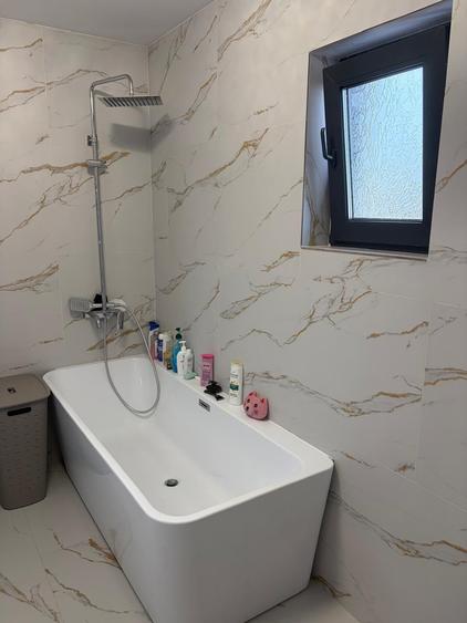 Casă individuală cu 4 camere cu Teren 600 Mp în Nisipari