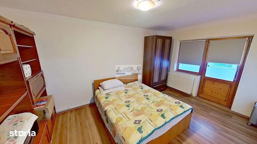 Apartament cu 3 camere decomandat, mobilat în Central