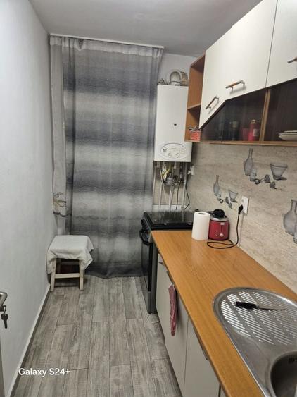 Garsonieră decomandată în Exterior Vest