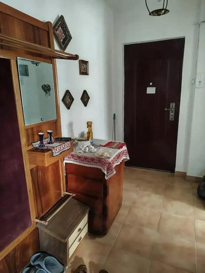 Apartament cu 2 camere nedecomandat în Central