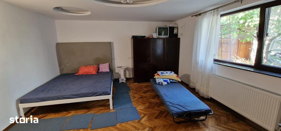 Casă cu 2 camere cu Teren 222 Mp în Rudului