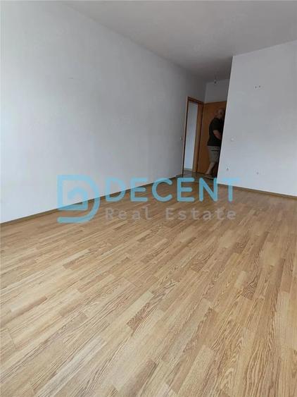 Spațiu comercial, de 80 mp, în Avantgarden