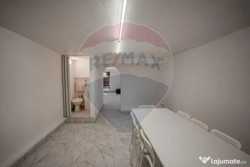 Spațiu comercial, de 71 mp, în Central