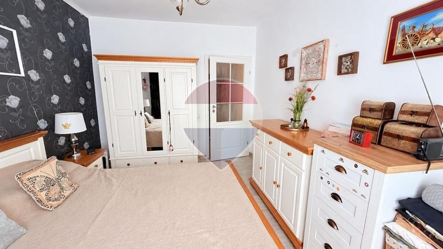 Apartament cu 3 camere decomandat în Militari