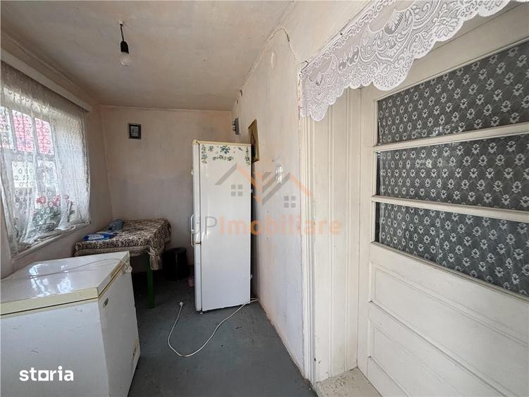 Casă cu 4 camere cu Teren 5526 Mp în Cociuba Mare