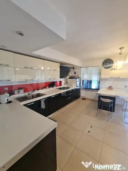 Casa individuala cu 4 camere, 520 mp de teren, zona cu acces - 8