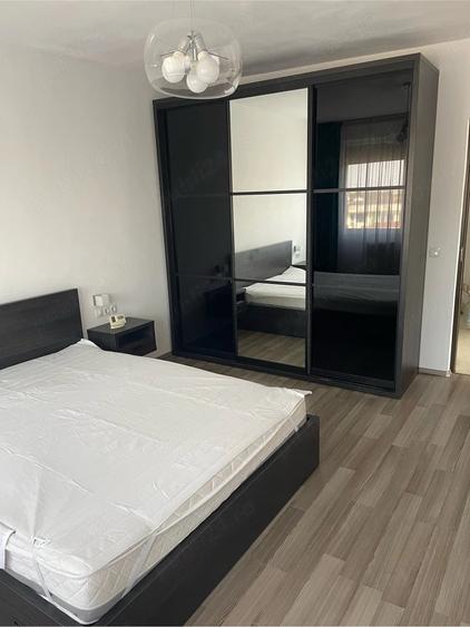 Apartament cu 3 camere decomandat în Olimpia-Stadion
