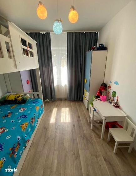 Apartament cu 3 camere decomandat în Gorjului