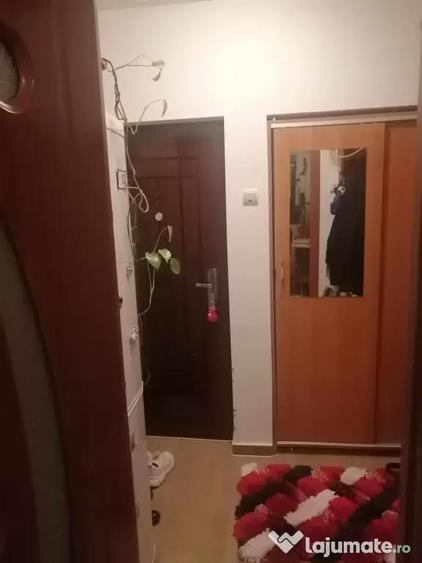Vand apartament 2 camere Decomandat - 6