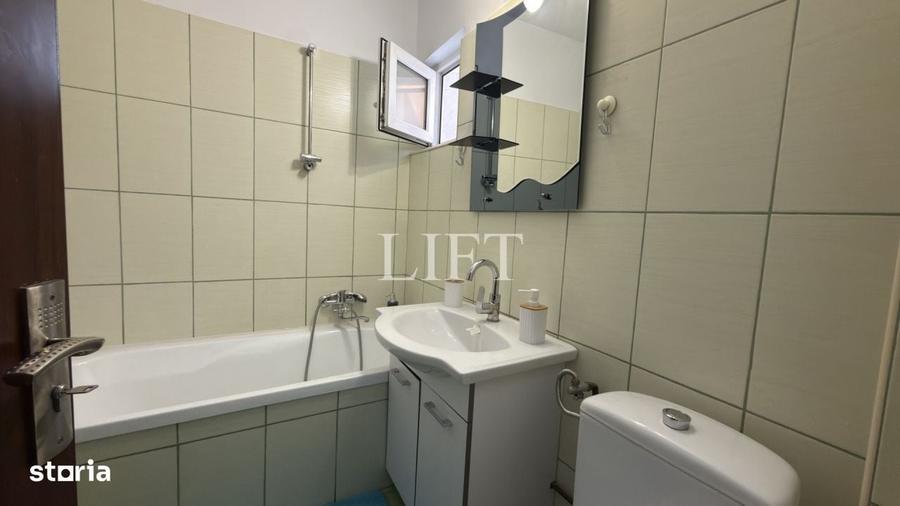 Apartament cu 3 camere decomandat în Griviței