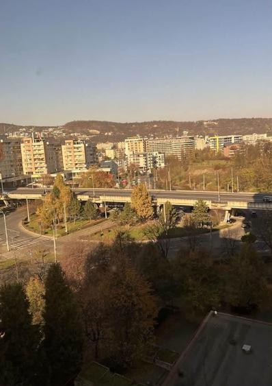 Apartament cu 4 camere decomandat, mobilat în Mănăștur