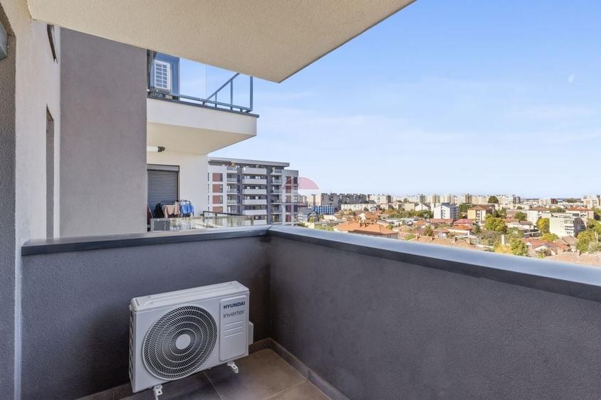 Apartament cu 2 camere semidecomandat, mobilat în UTA