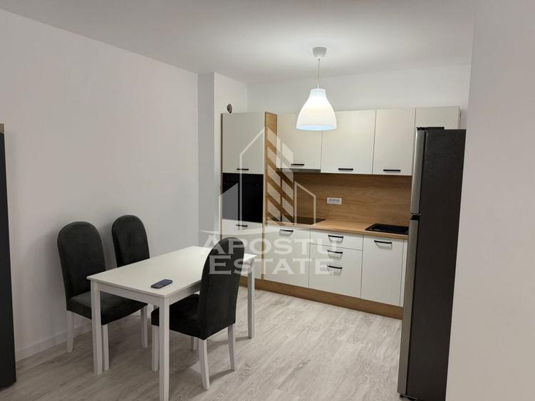 Apartament cu 2 camere semidecomandat în Torontalului