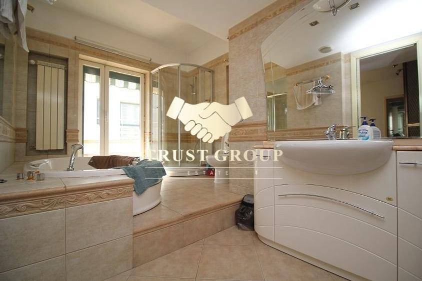 Apartament cu 5 camere decomandat în Grădina Icoanei