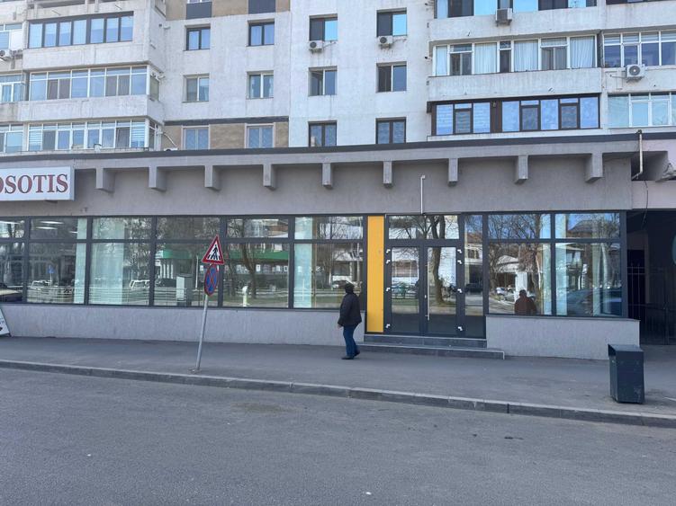 Spațiu comercial, de 120 mp, în Independenței