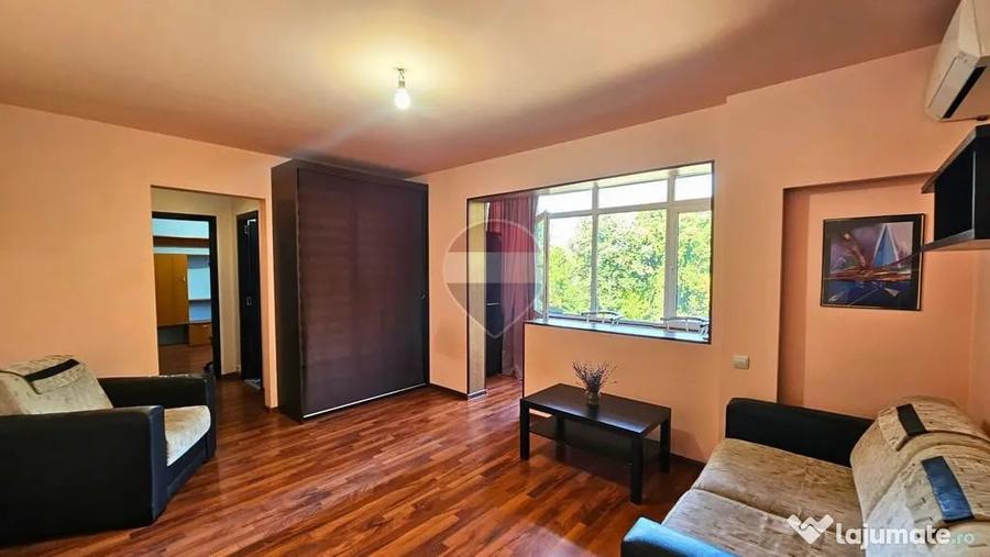 Apartament cu 2 camere semidecomandat în Central