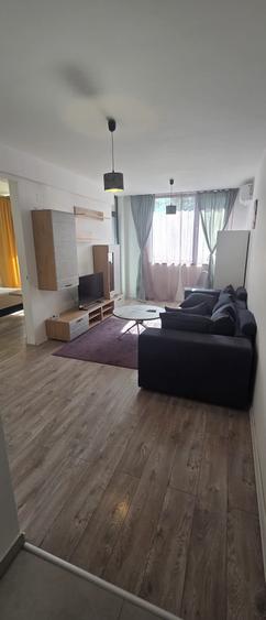 Apartament cu 2 camere semidecomandat, mobilat în Politehnica
