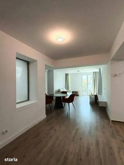 Apartament cu 3 camere în Armeneasca