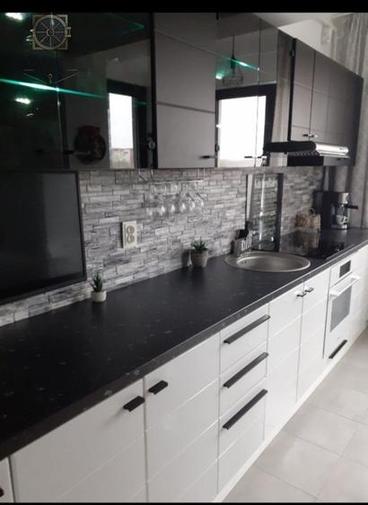 Apartament cu 3 camere decomandat în Prelungirea Ghencea