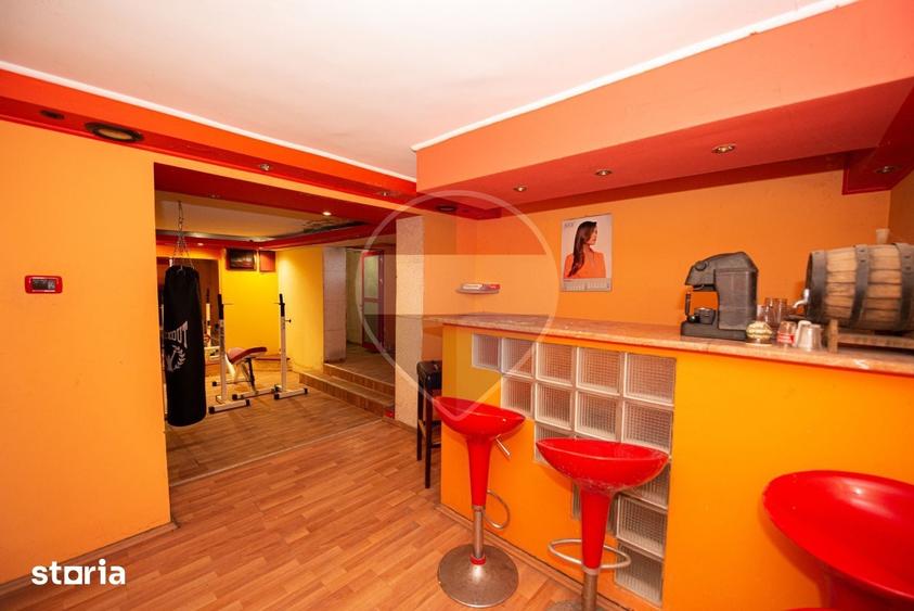 Casă cu 9 camere cu Teren 1200 Mp în Cornetu