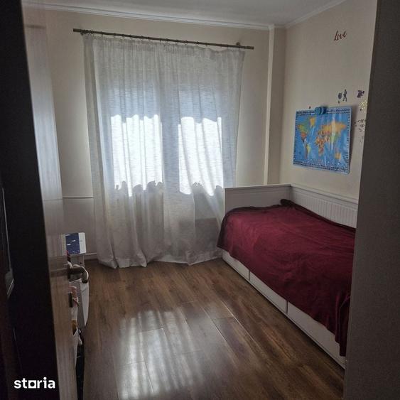 Apartament cu 3 camere decomandat, mobilat în Dristor