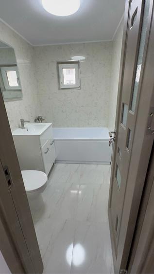 Apartament cu 3 camere decomandat în Dorobanți