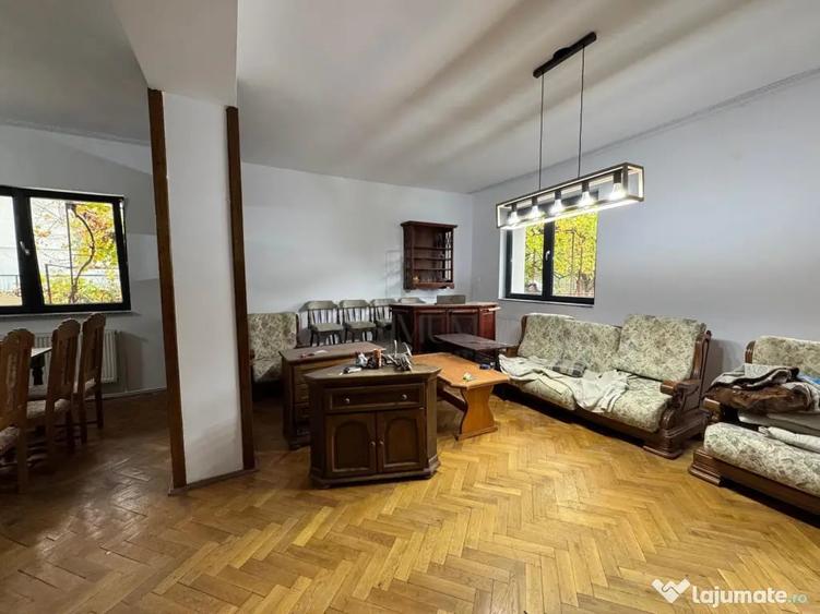 Casă cu 5 camere cu Teren 750 Mp în Ciarda Roșie