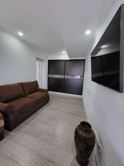Apartament cu 2 camere decomandat în Eroii Revoluției
