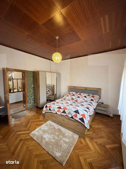 Casă cu 7 camere cu Teren 393 Mp în Central