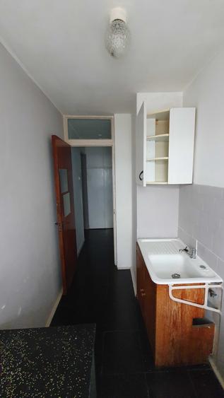 Garsonieră decomandată în Dristor