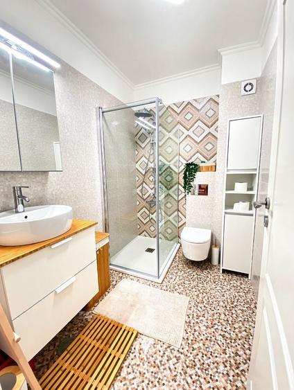 Apartament cu 2 camere decomandat, mobilat în 1 Mai