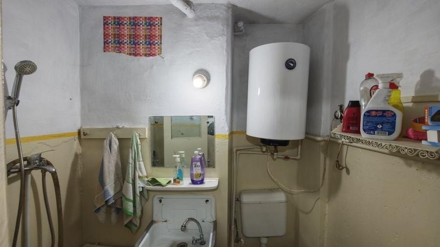 Apartament cu 2 camere semidecomandat în Săvinești