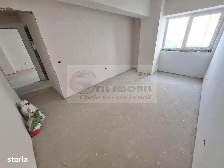 Apartament cu 2 camere decomandat în Galata