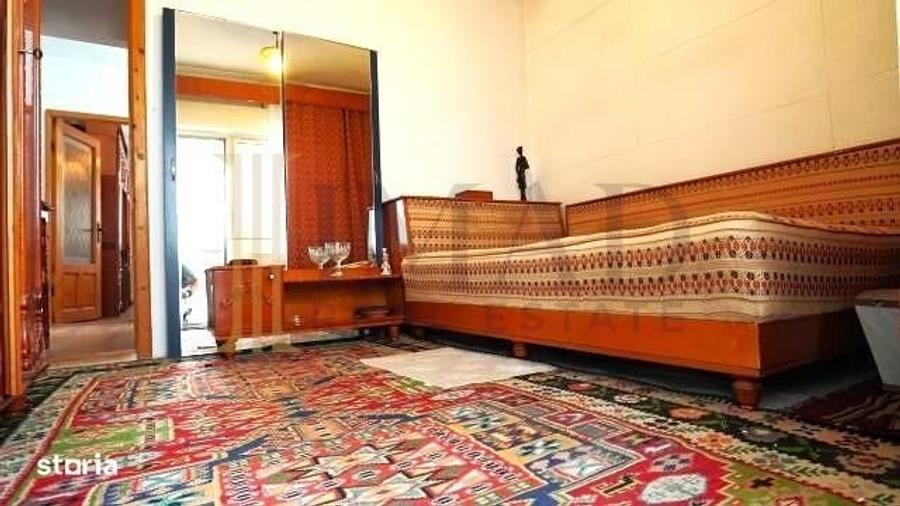 Apartament cu 3 camere decomandat în Central