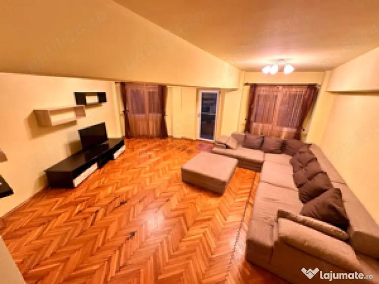 Apartament cu 4 camere decomandat în Complex Studențesc