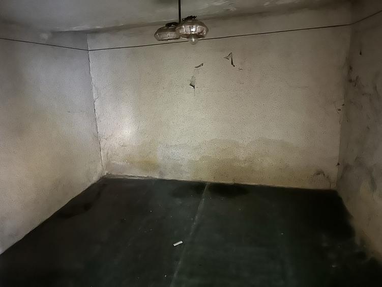 Casă cu 2 camere cu Teren 350 Mp în Central