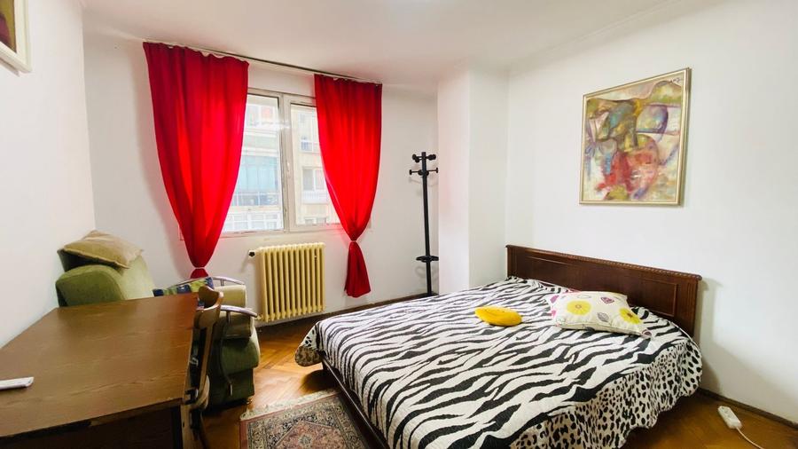 Apartament cu 2 camere semidecomandat în Cișmigiu