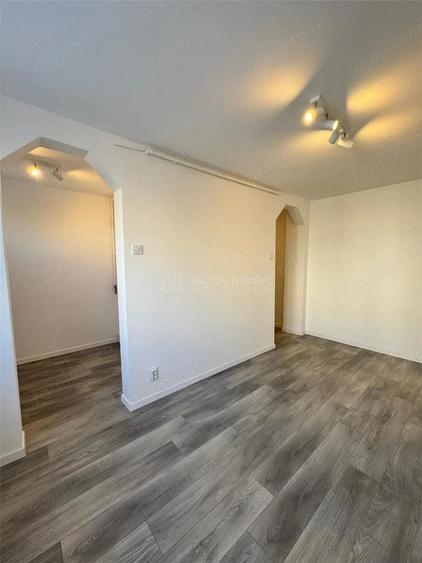 Apartament cu 2 camere decomandat în Dacia