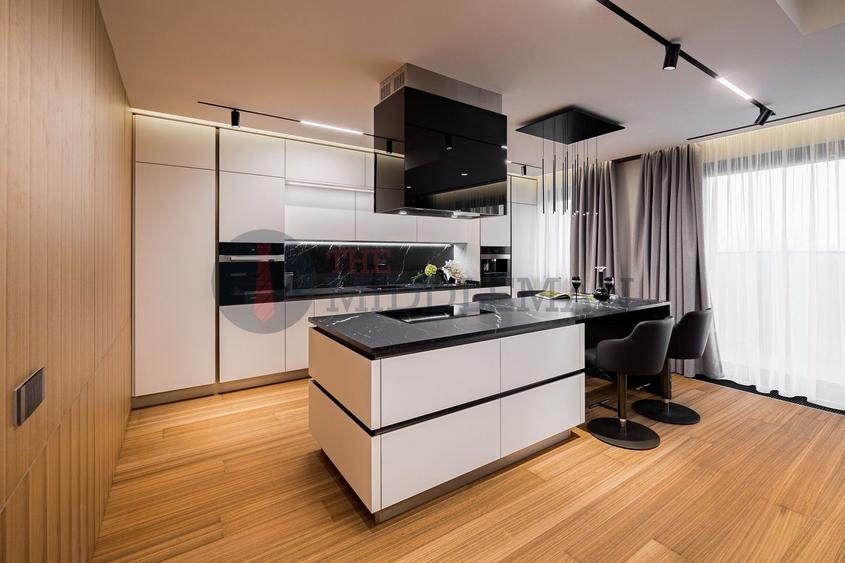 Apartament cu 4 camere semidecomandat, mobilat în Primăverii