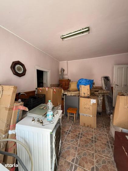 Casă cu 3 camere cu Teren 2093 Mp în Pianu
