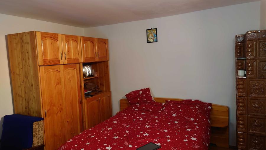 Casă cu 3 camere în Central