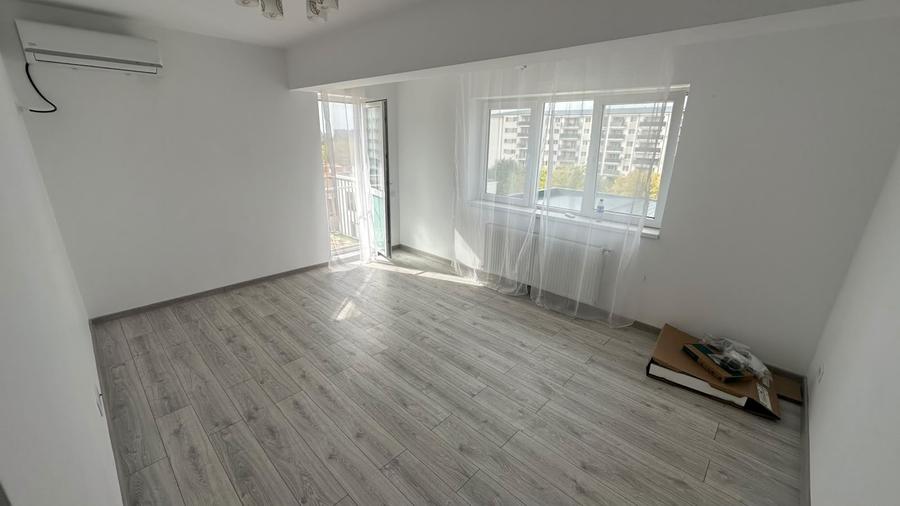 Apartament cu 3 camere decomandat în Brâncoveanu