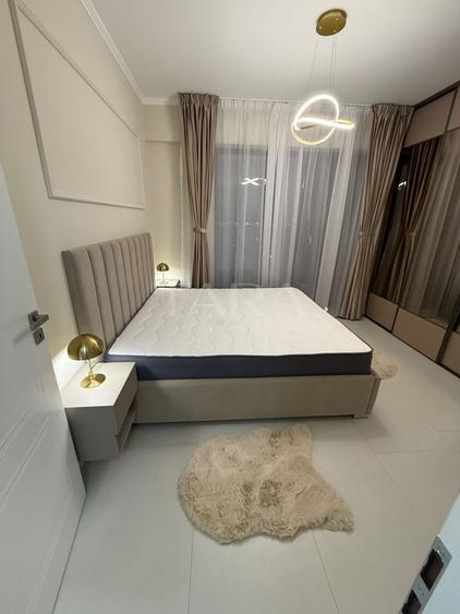 Apartament cu 2 camere semidecomandat, mobilat în Vest
