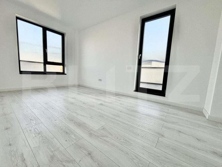 Apartament cu 3 camere decomandat în Torontalului