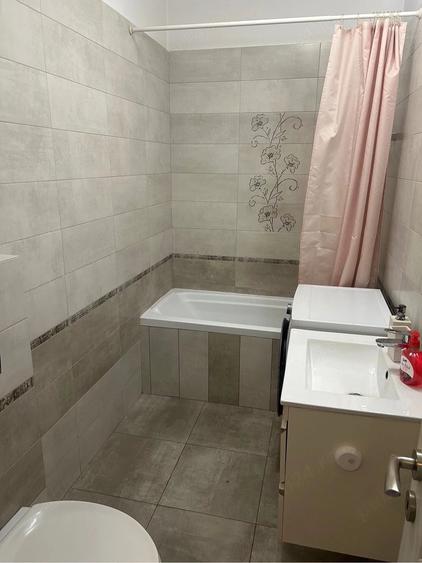Garsonieră decomandată în Brâncoveanu