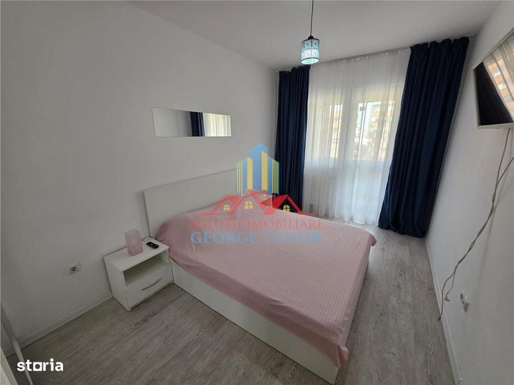 Apartament cu 2 camere decomandat în Roșu