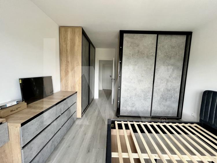 Apartament cu 3 camere semidecomandat în Șelimbăr