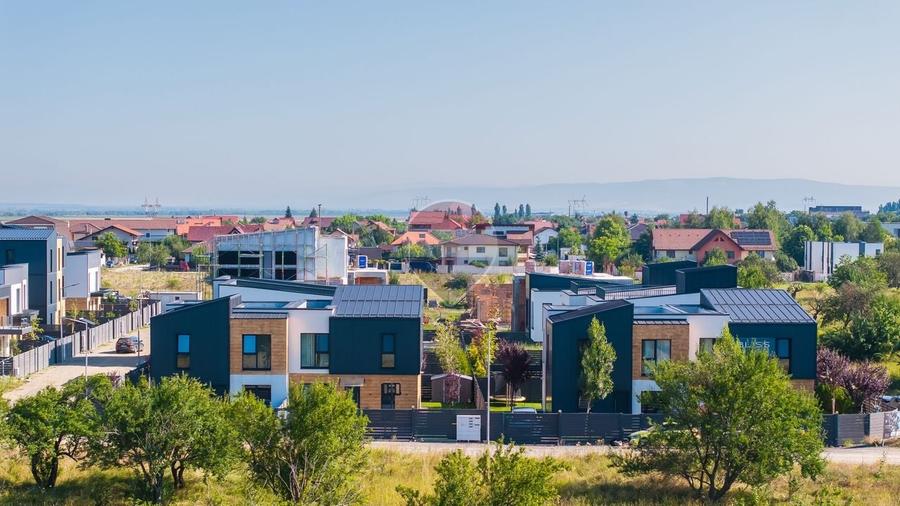 Casă individuală cu 4 camere cu Teren 538 Mp în Ghimbav Livadă
