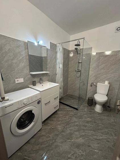 Garsonieră decomandată în Central