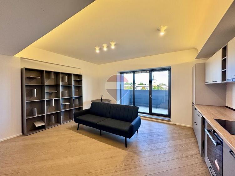 Apartament cu 3 camere decomandat, mobilat în Cotroceni